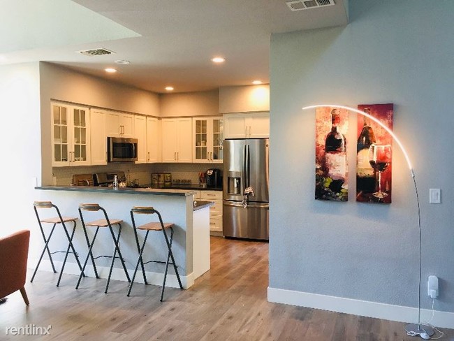 Foto del edificio - 4 br, 3 bath House - 5018 Knights Way
