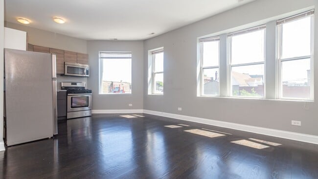 Kitchen/Living Space - 2806 N Dawson Ave