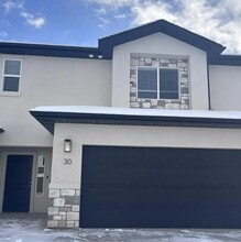 Building Photo - 668 E Fiddlers Canyon Rd