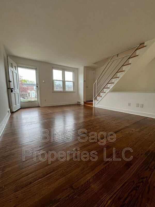 Foto del edificio - 229 Spruce St