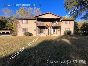 Building Photo - 15547 Clovernook Dr