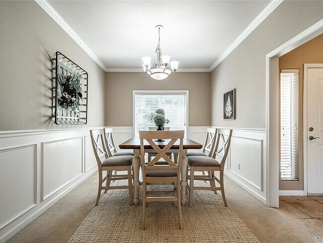 Foto del edificio - 109 Sterling Oaks Dr