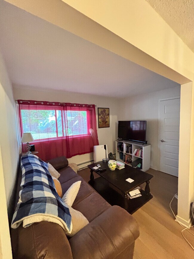 Foto del edificio - 1433 4th St NE