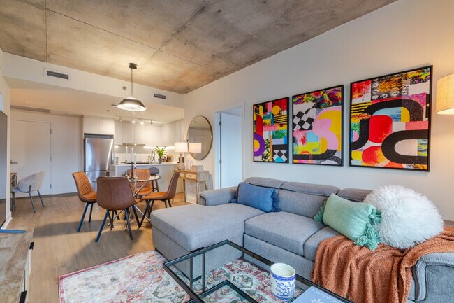 Photo du bâtiment - 650 Rue Wellington