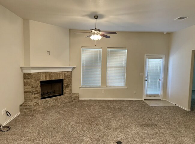 Building Photo - 3/2/2 in South Lubbock!