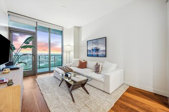 Building Photo - 44 East Ave