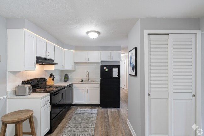 Foto del edificio - Washington Square Apartments (2)