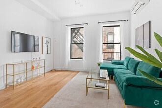 Building Photo - 519 W 45th St