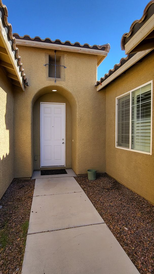 Foto del edificio - MAYFIELD RANCH ESTATES - N. Mayfield Ranch Rd.