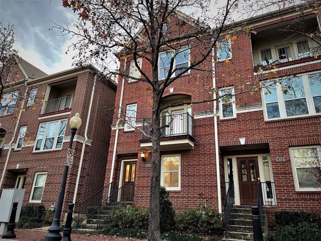 Primary Photo - 2480 Worthington St