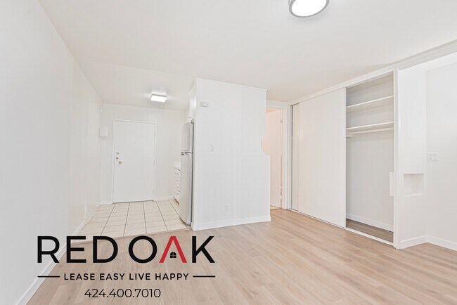 Foto del edificio - 509 S Manhattan Pl