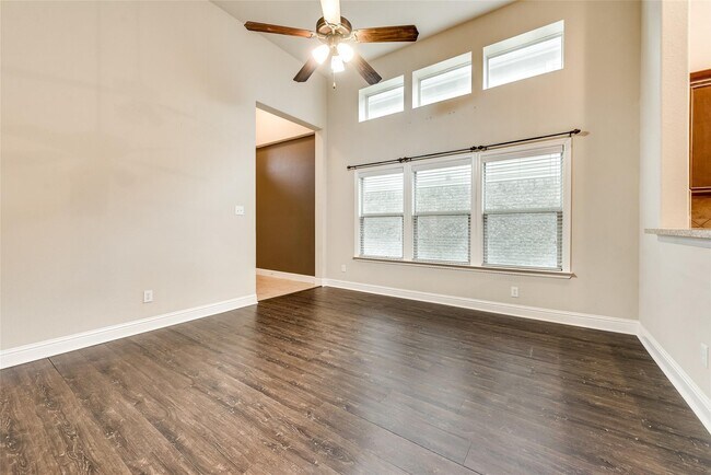 Foto del edificio - 1613 Applegate Way