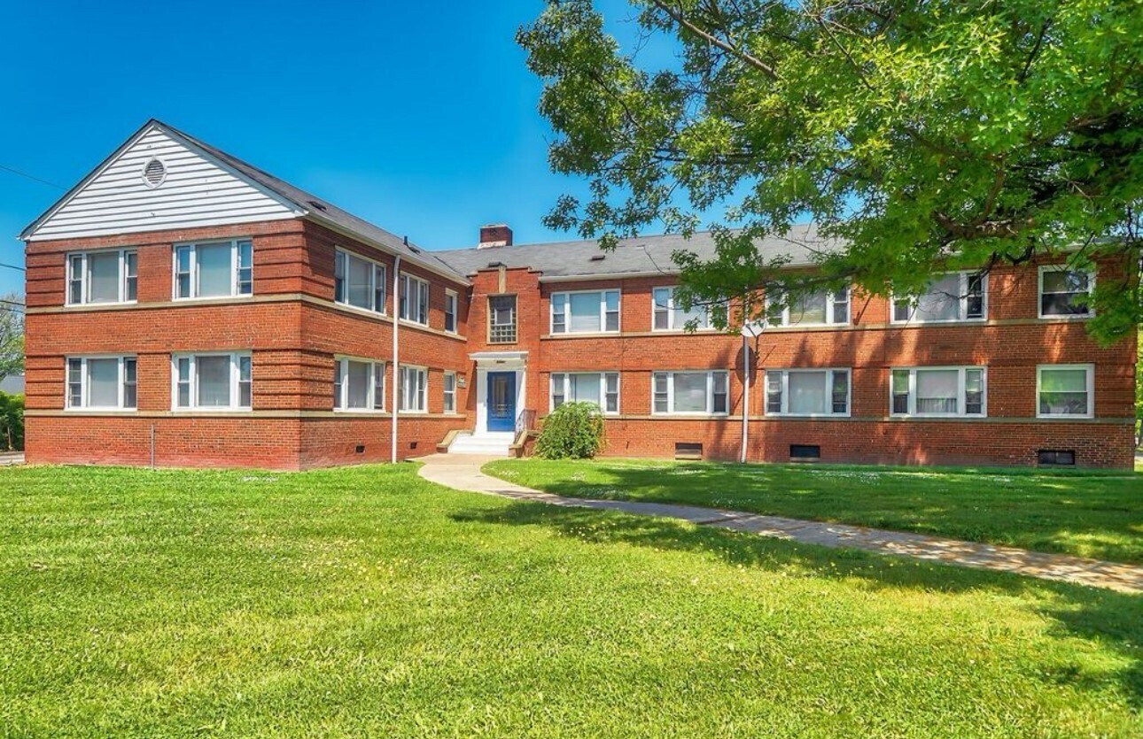25941 Lake Shore Blvd Euclid, OH 44132 – photo 1