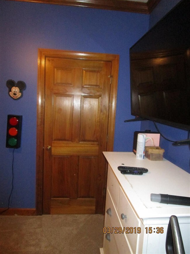 Building Photo - 241 Southwind Dr