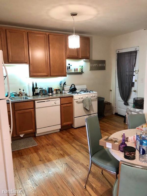 Foto del edificio - 855 N Oakley Ave