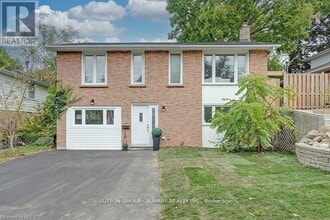 Building Photo - 16 Upper Canada Dr