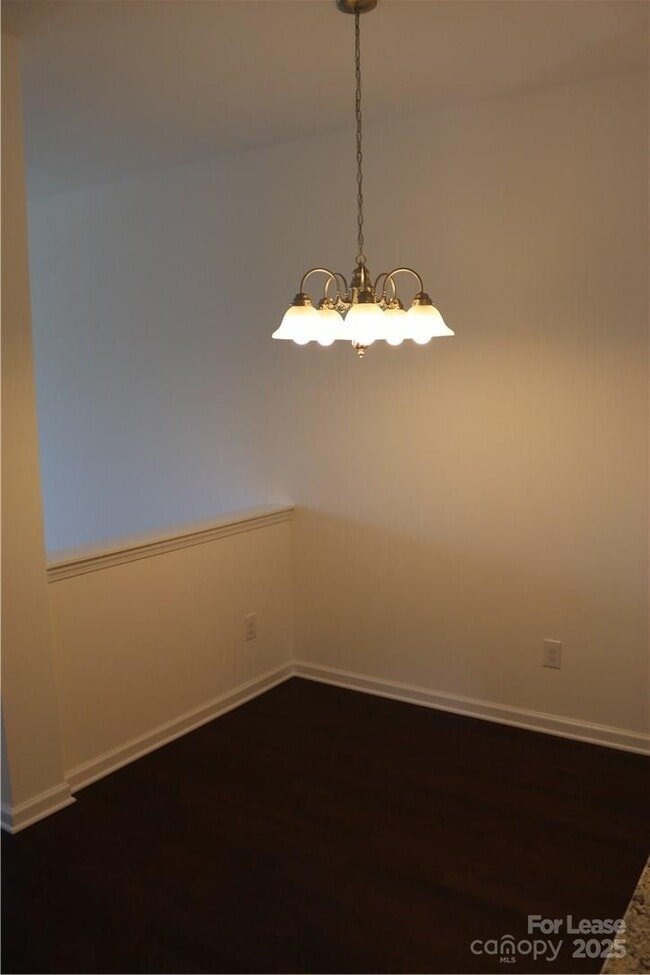 Foto del edificio - 13588 Calloway Glen Dr