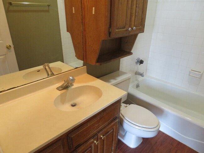 Foto del edificio - IMMEDIATE MOVE IN - 2 bed 2 bath