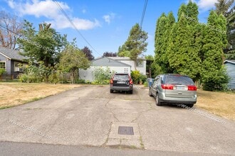 Building Photo - 9137-9141-9141 N Adriatic Ave