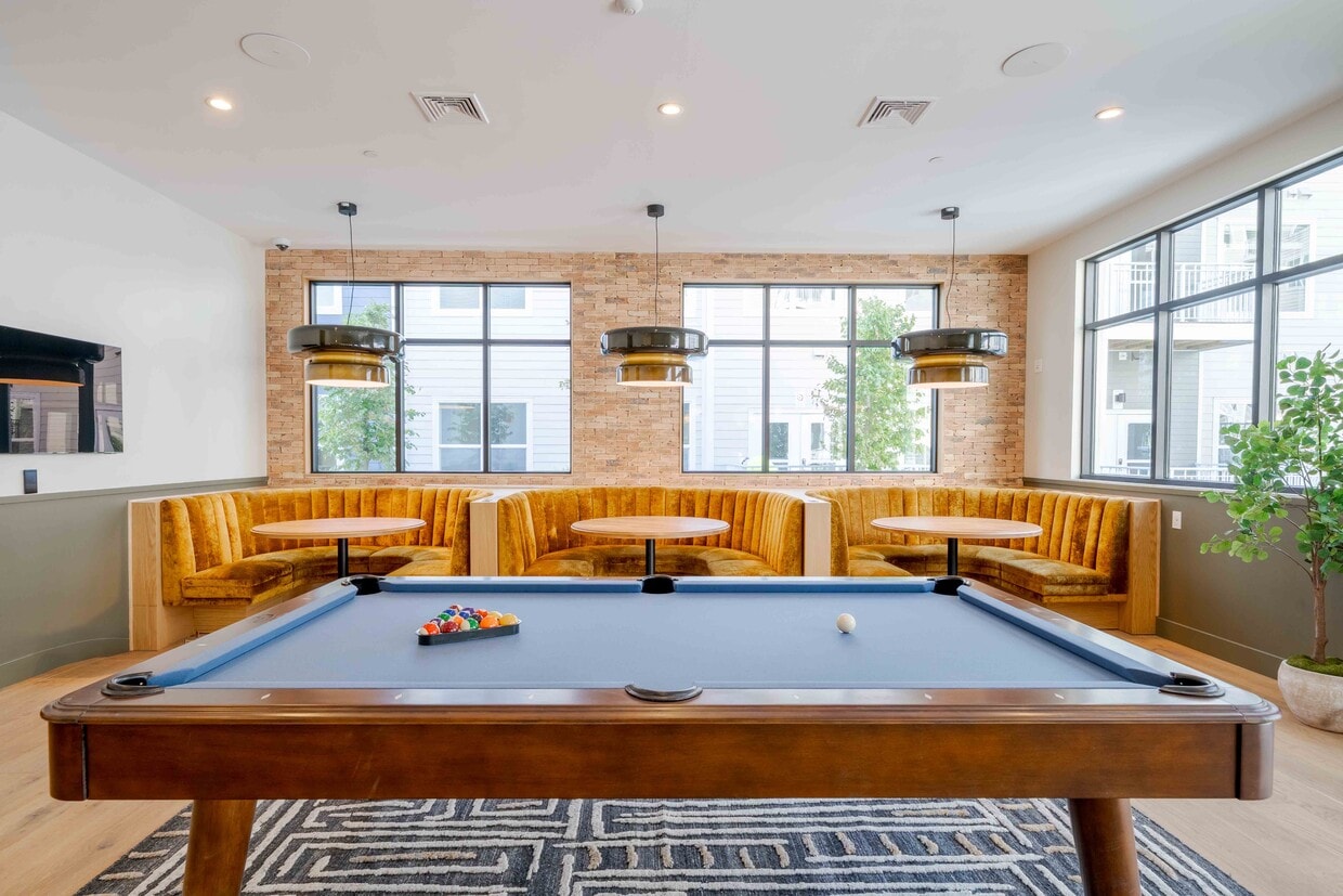 Primary Photo - Alexan Waltham