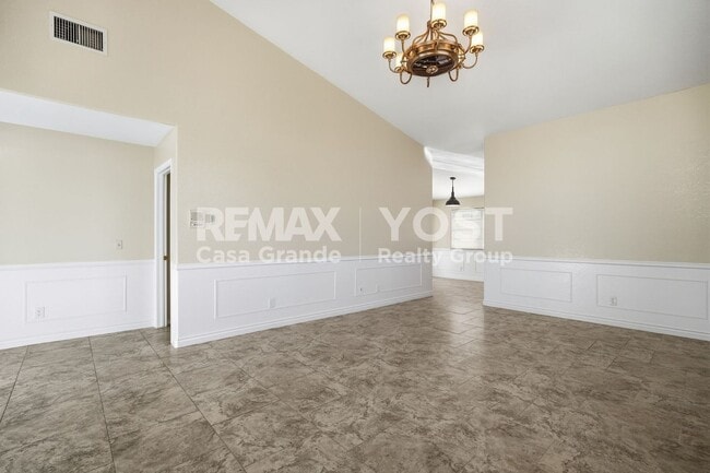 Foto del edificio - Life Is Better by the Lake!