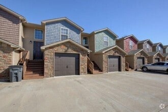 Building Photo - 1716 Thistlewood Dr