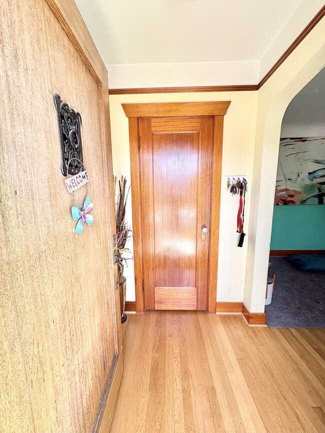 Building Photo - 1218 Gregory Way