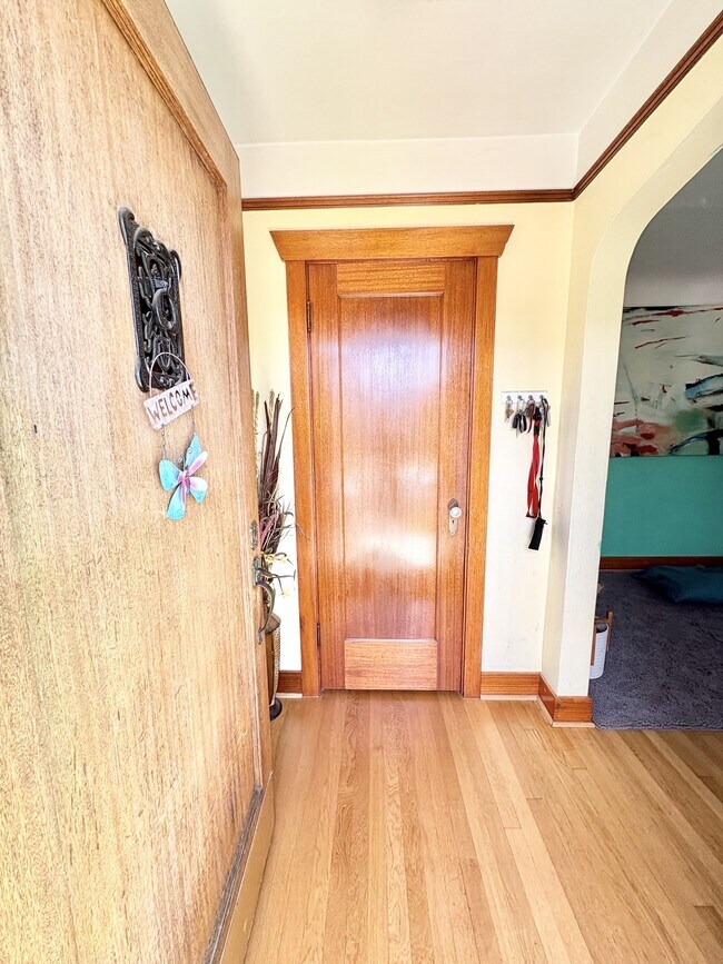 Foto del edificio - 1218 Gregory Way