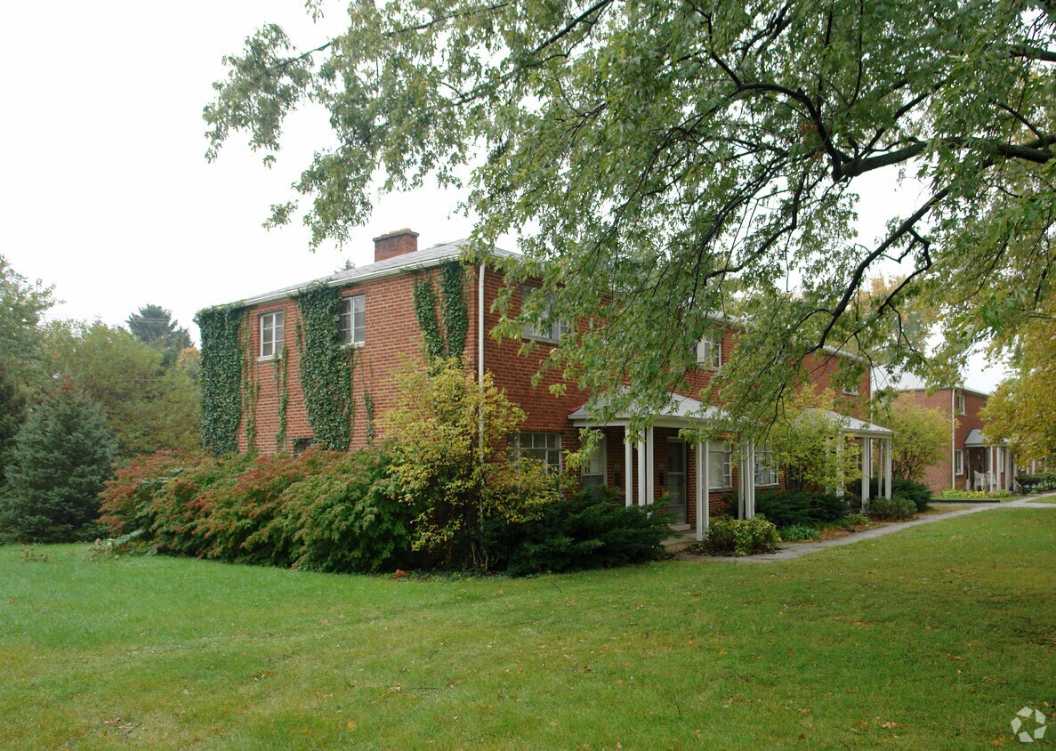 Foto del edificio - 3090-3096 Northwest Blvd