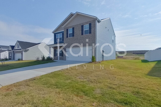 Building Photo - 4252 Scenic Dr SE