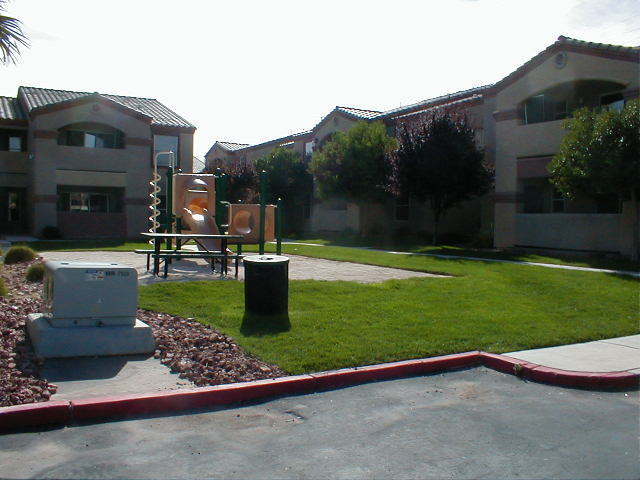 Building Photo - First floor unit in upscale SW community n...