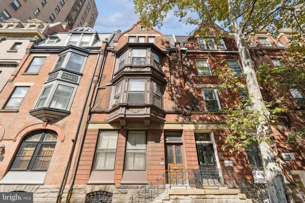 Primary Photo - 2019 Locust St