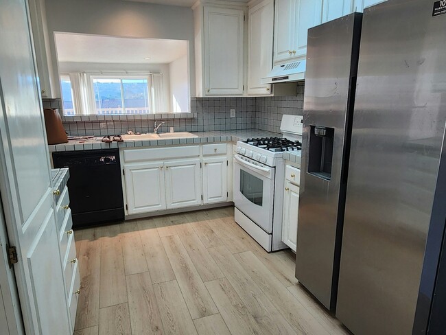 Building Photo - 4425 Caminito Pedernal