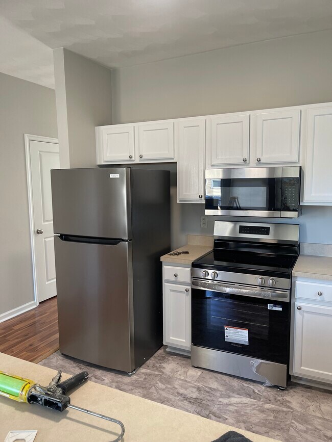 Building Photo - 902 Godwin St