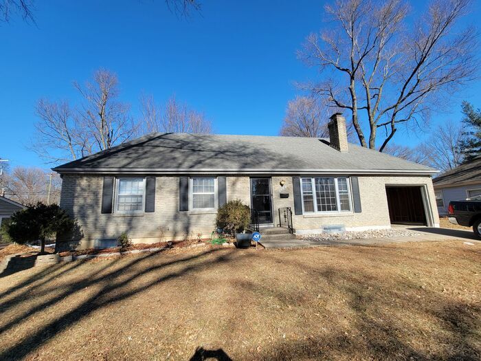 Large Northland Ranch House Rental in Kansas City, MO