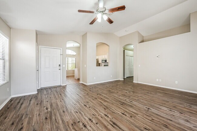 Foto del edificio - 13602 N 82nd Ave