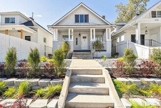 Building Photo - 672 S 200 W