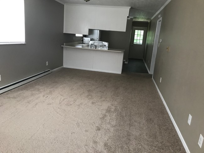 Building Photo - 18 Werner Dr