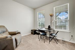 Foto del edificio - 10013 Adams Ln