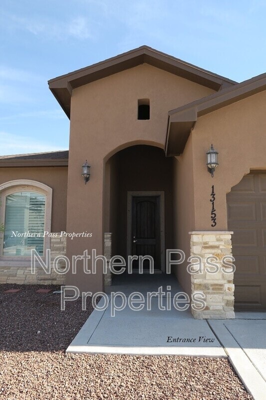 Foto del edificio - 13153 Cozy Cove Ave