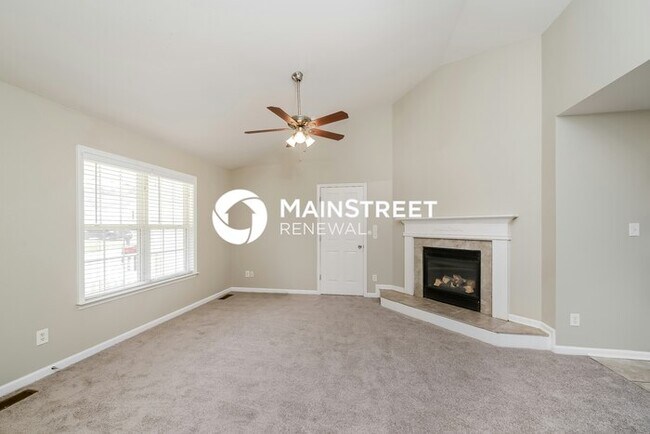 Building Photo - 3 Bedroom Pet-Friendly Home in Winston-Salem, NC with Main Street Renewal
