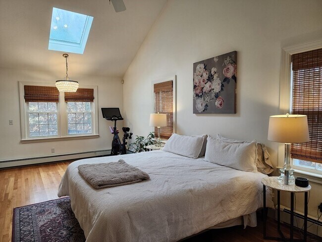 Main Suite - 474 Tremont St