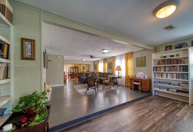 Foto del edificio - 3900 W 17th St