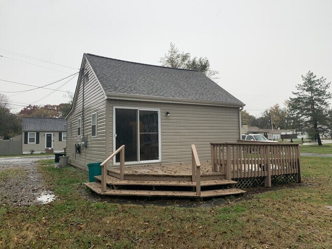 Building Photo - 1719 Marley Ave