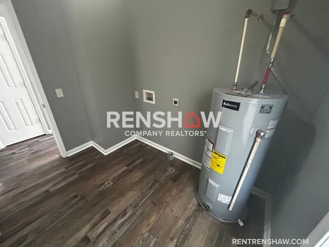 Building Photo - 157 Cloverdale St