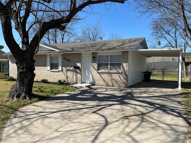 Foto del edificio - 2429 Narobi Pl