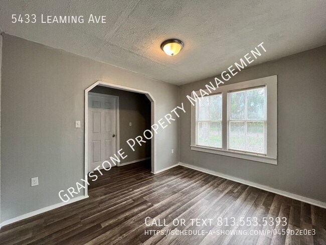 Building Photo - 5433 Leaming Ave