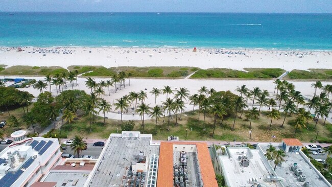 Foto del edificio - 825 Jimmy Buffett Mem Hwy