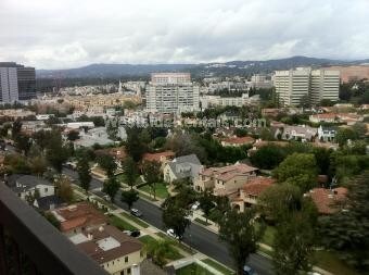 Building Photo - 10747 Wilshire Blvd