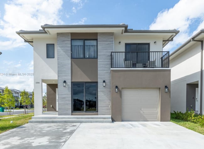 Building Photo - 1184 NW 2nd Ln Building Photo - 1184 NW 2nd Ln